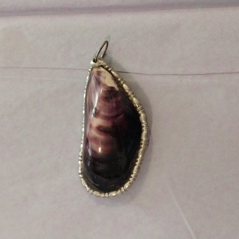 made in England Shell pendant